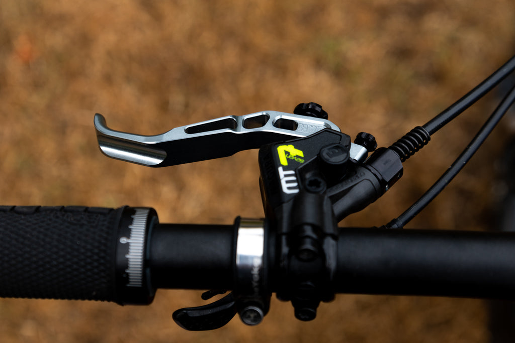 Root-Lever_Pro in Lunargreymade by OAK Components as upgrade for Magura brakesystems